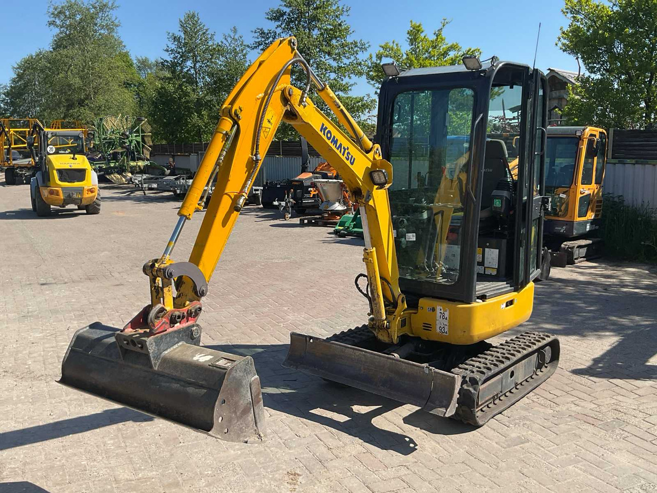 Komatsu Excabator/PC16 R 3Hs - Rupsgraafmachine: afbeelding 2 Komatsu Excabator/PC16 R 3Hs - Rupsgraafmachine: afbeelding 2