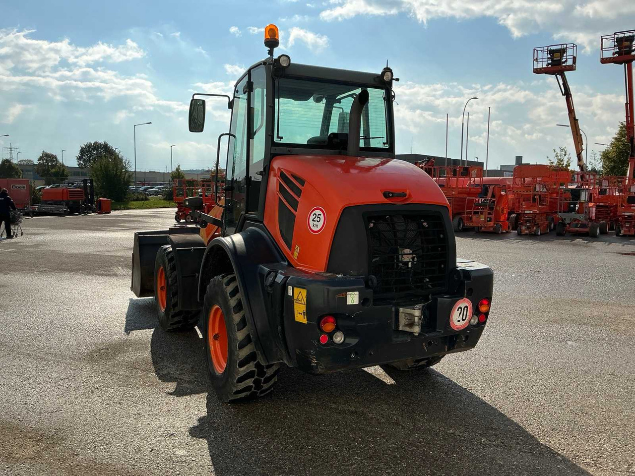 Komatsu WA100M-7 - Wiellader: afbeelding 3 Komatsu WA100M-7 - Wiellader: afbeelding 3