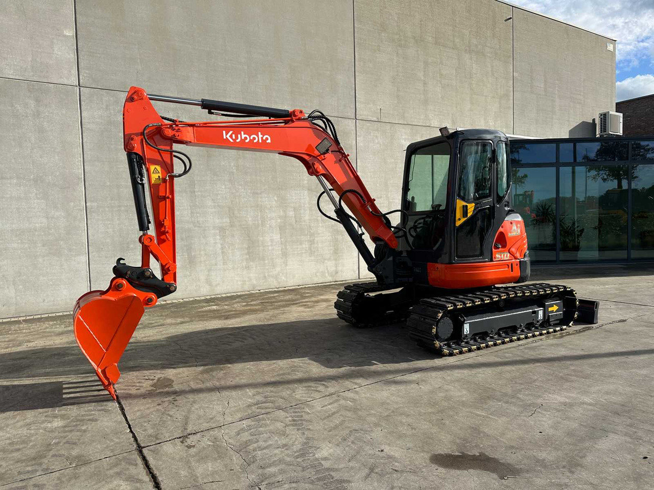 Kubota KUBOTA - 2012 - KX155-3SZ - MIDI EXCAVATOR - Rupsgraafmachine: afbeelding 1 Kubota KUBOTA - 2012 - KX155-3SZ - MIDI EXCAVATOR - Rupsgraafmachine: afbeelding 1