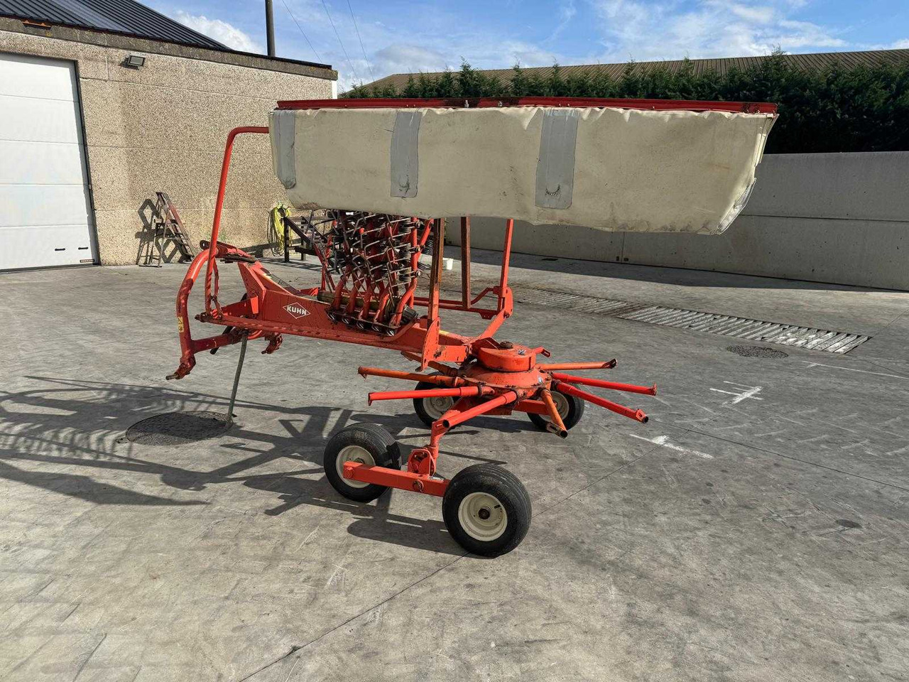 Kuhn - Hooi-/ Voedermachine: afbeelding 5 Kuhn - Hooi-/ Voedermachine: afbeelding 5