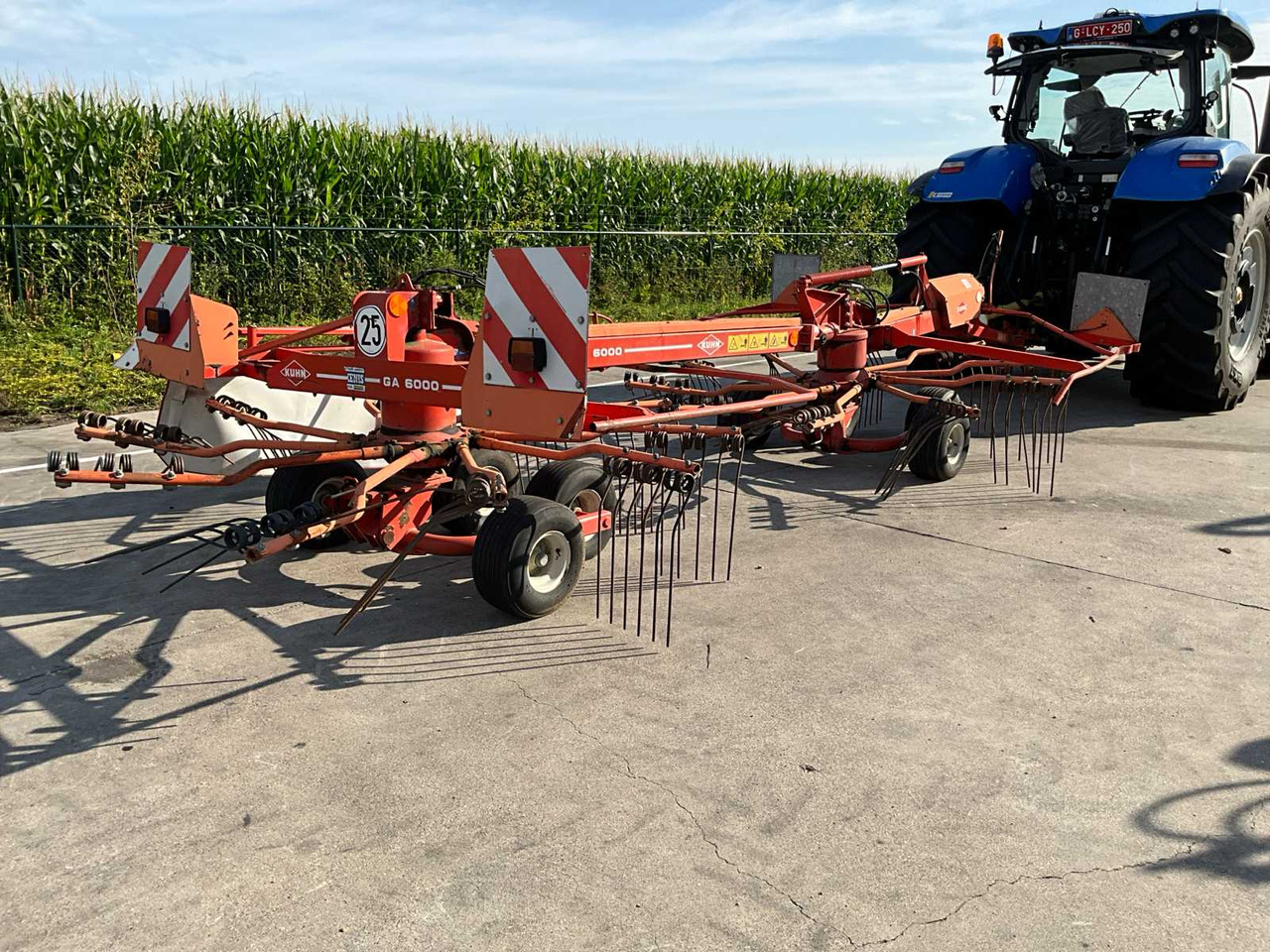 Kuhn GA 6000 - Hooi-/ Voedermachine: afbeelding 5 Kuhn GA 6000 - Hooi-/ Voedermachine: afbeelding 5