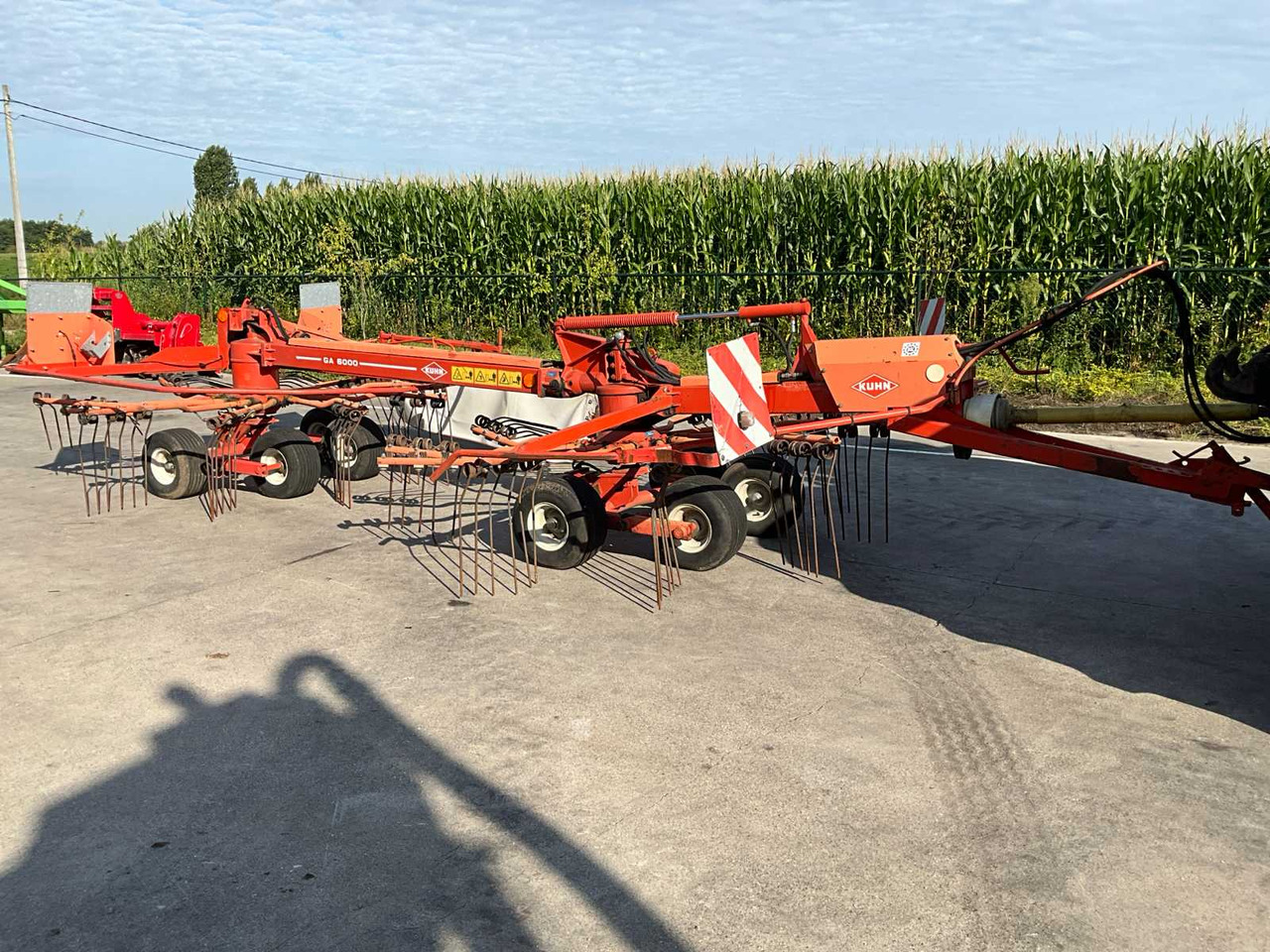 Kuhn GA 6000 - Hooi-/ Voedermachine: afbeelding 2 Kuhn GA 6000 - Hooi-/ Voedermachine: afbeelding 2
