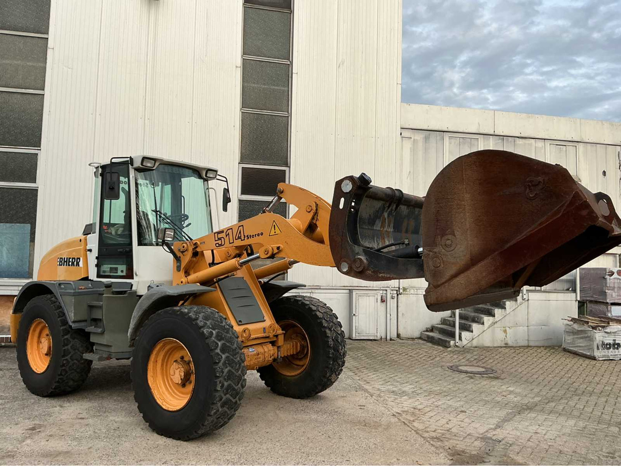 LIEBHERR - L514 STEREO - 2007 - WHEEL LOADER - Wiellader: afbeelding 3 LIEBHERR - L514 STEREO - 2007 - WHEEL LOADER - Wiellader: afbeelding 3