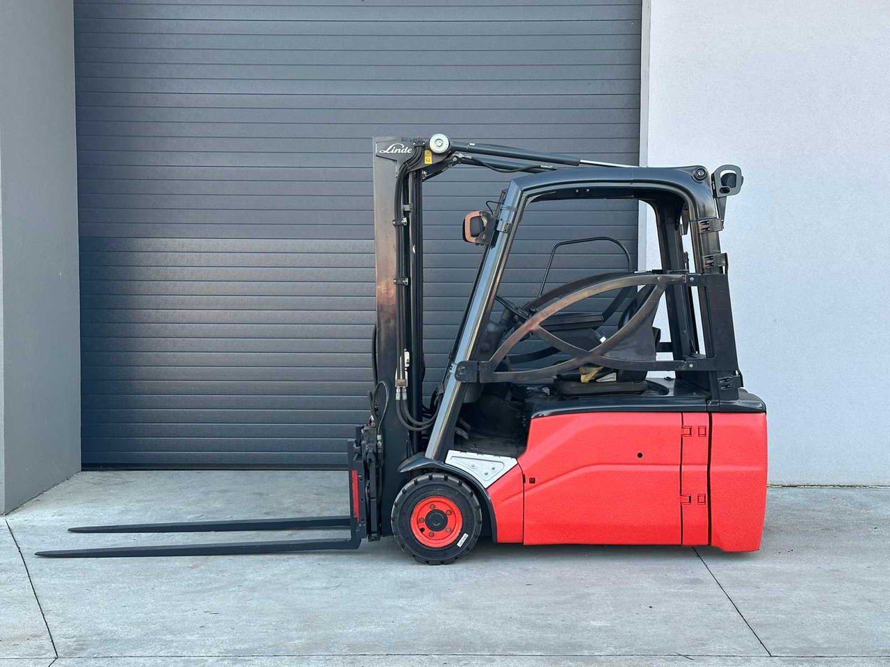 LINDE - E16L-01 - ELECTRIC FORKLIFT TRUCKS - 2012 - Heftruck: afbeelding 2 LINDE - E16L-01 - ELECTRIC FORKLIFT TRUCKS - 2012 - Heftruck: afbeelding 2