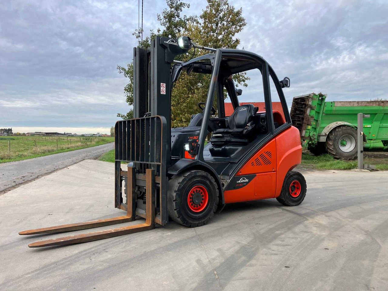 LINDE H30T-02 FORKLIFT 2019 - Heftruck: afbeelding 1 LINDE H30T-02 FORKLIFT 2019 - Heftruck: afbeelding 1