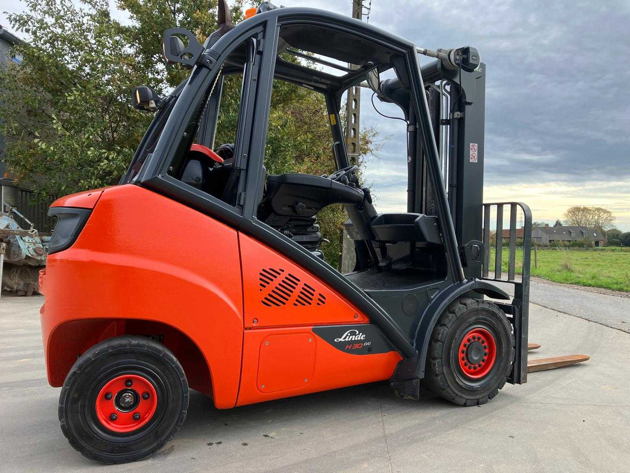 LINDE H30T-02 FORKLIFT 2019 - Heftruck: afbeelding 5 LINDE H30T-02 FORKLIFT 2019 - Heftruck: afbeelding 5