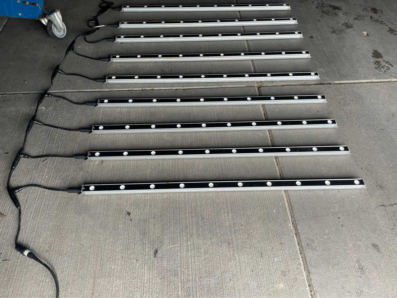 Philips GP LED production DR/B 150 LB - Landbouwmachine: afbeelding 2 Philips GP LED production DR/B 150 LB - Landbouwmachine: afbeelding 2