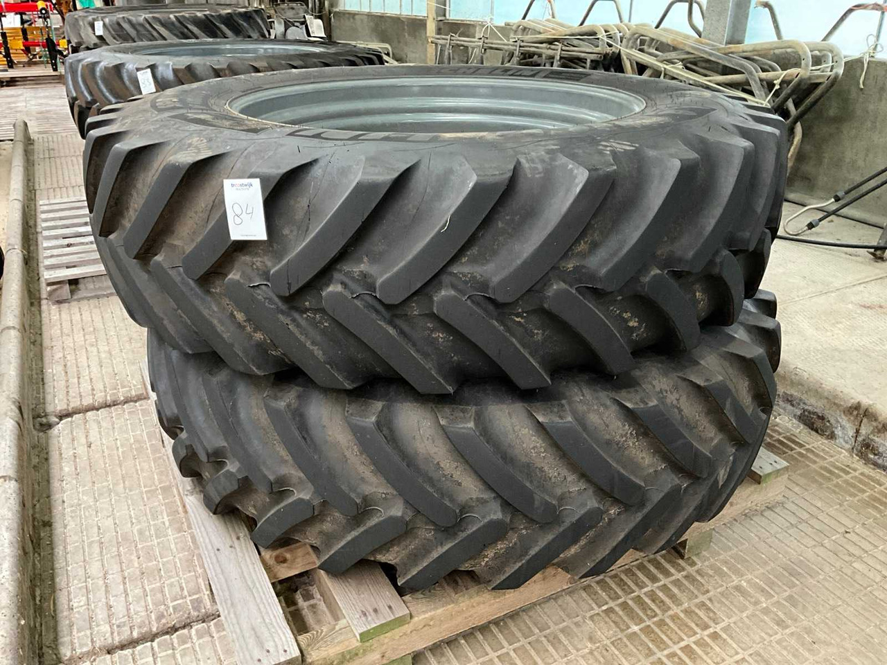Michelin Spraybib - Banden en velgen voor Tractor: afbeelding 2 Michelin Spraybib - Banden en velgen voor Tractor: afbeelding 2