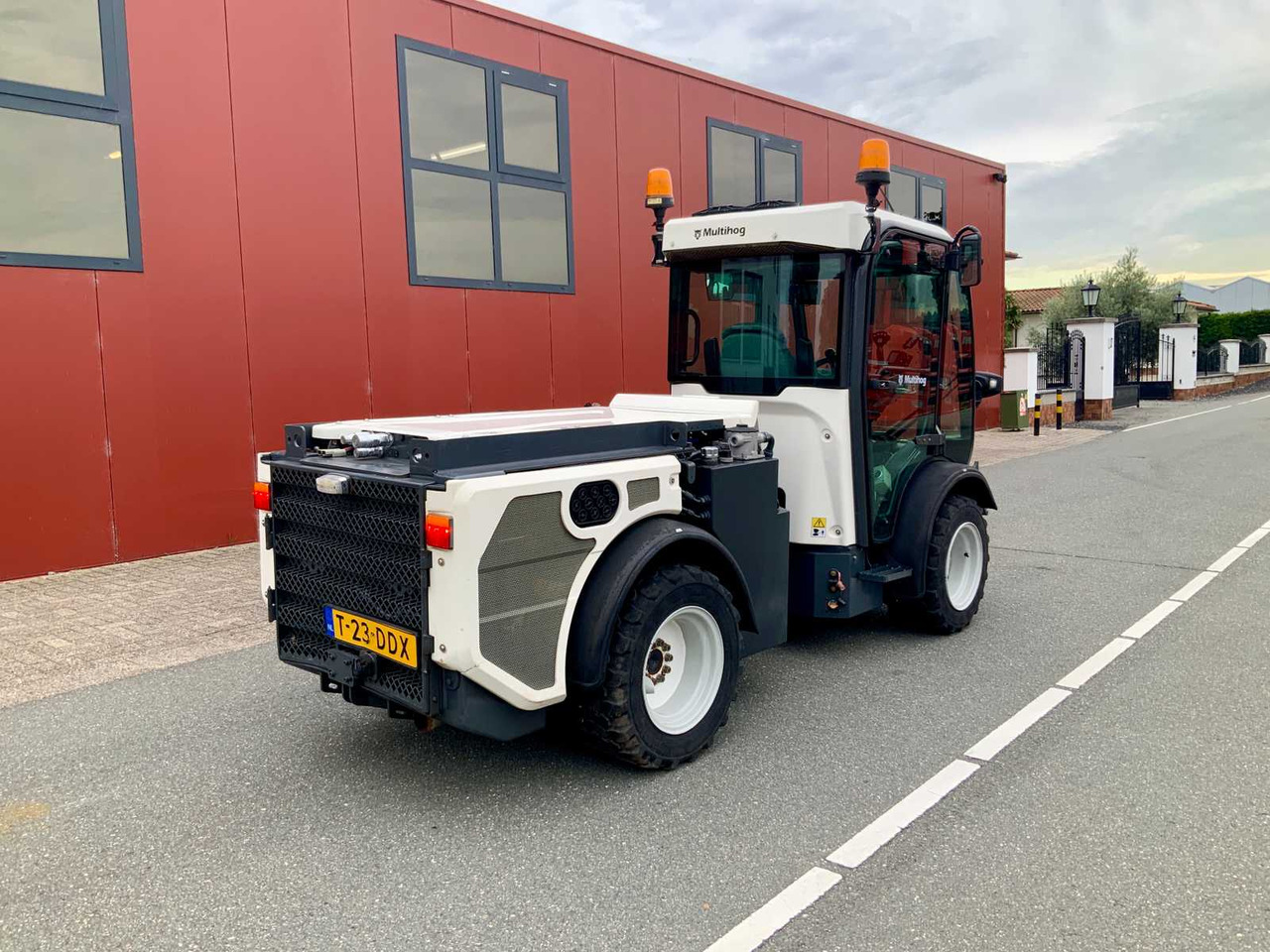 Multihog MX-C75 - Tractor: afbeelding 5 Multihog MX-C75 - Tractor: afbeelding 5