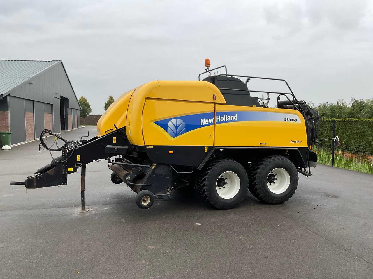 New Holland BB 9060 - Vierkante balenpers: afbeelding 4 New Holland BB 9060 - Vierkante balenpers: afbeelding 4