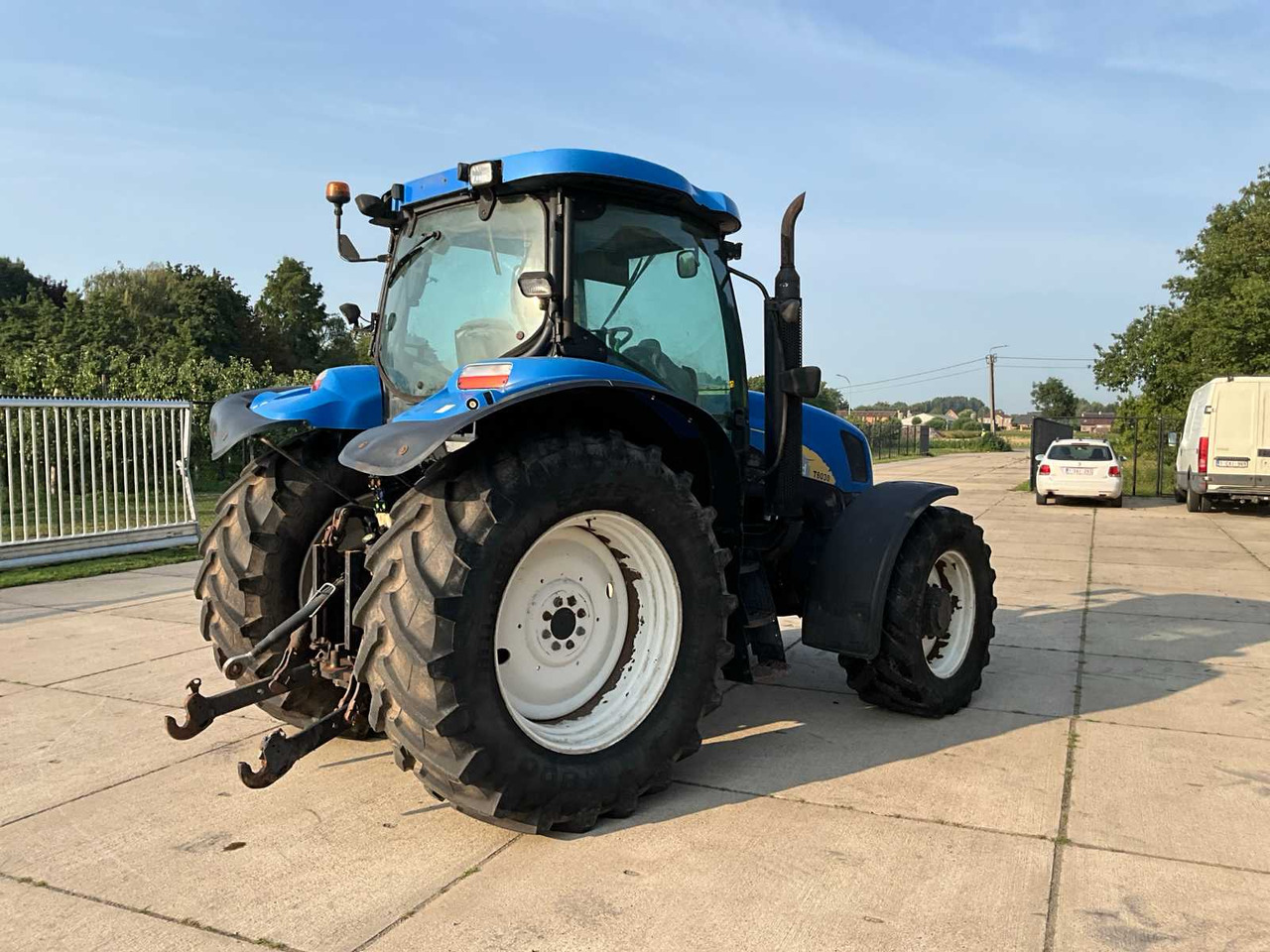 New Holland T6030 - Tractor: afbeelding 5 New Holland T6030 - Tractor: afbeelding 5