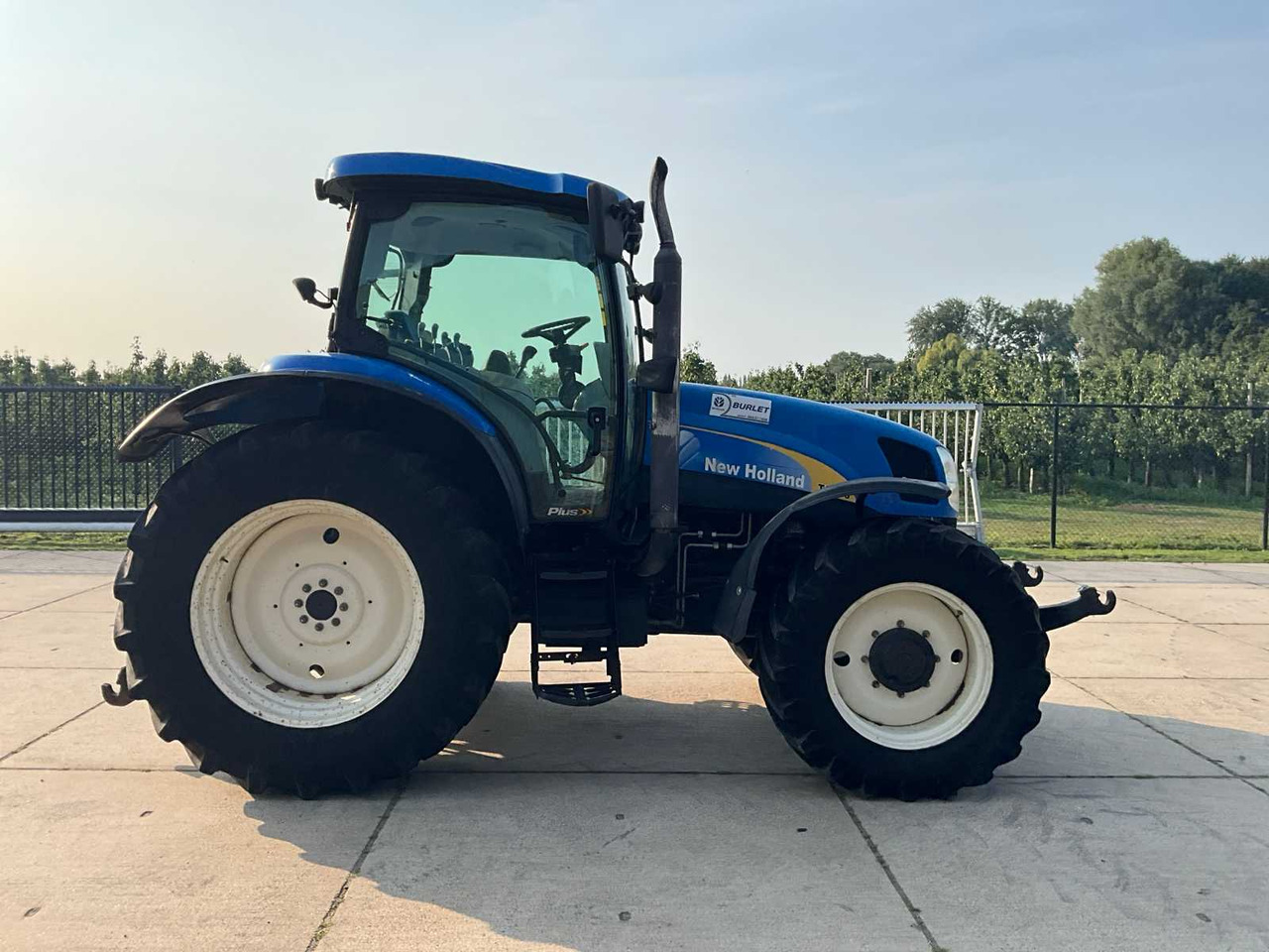 New Holland T6070 - Tractor: afbeelding 4 New Holland T6070 - Tractor: afbeelding 4