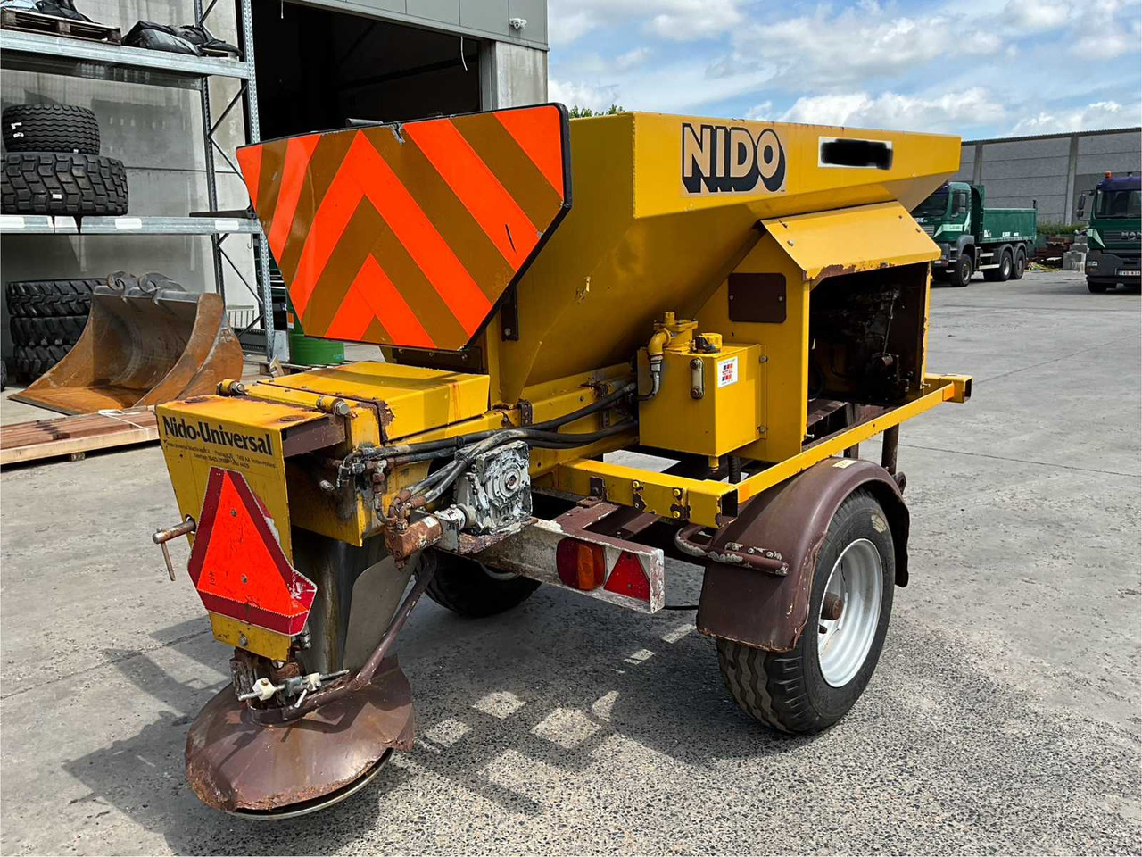 Nido 1003-AWK - Zout/ Zandstrooier: afbeelding 3 Nido 1003-AWK - Zout/ Zandstrooier: afbeelding 3