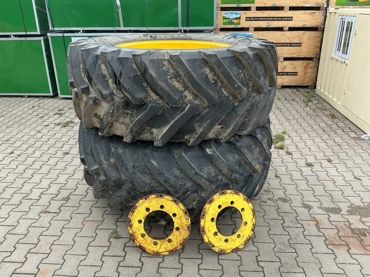 Pirelli TM800 - Banden en velgen voor Tractor: afbeelding 1 Pirelli TM800 - Banden en velgen voor Tractor: afbeelding 1