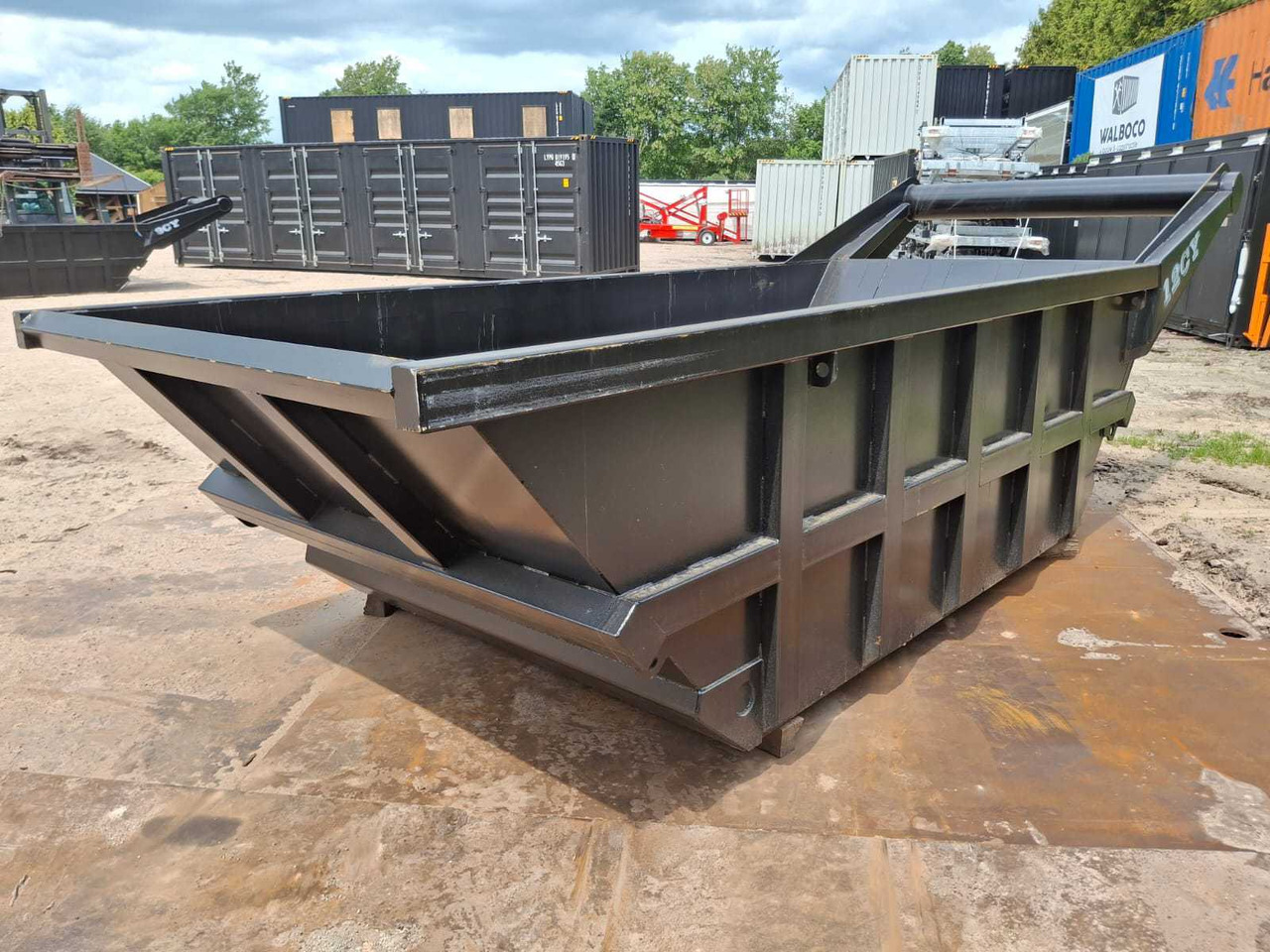 Rhino-cross 12 kuub - Portaalcontainer: afbeelding 5 Rhino-cross 12 kuub - Portaalcontainer: afbeelding 5