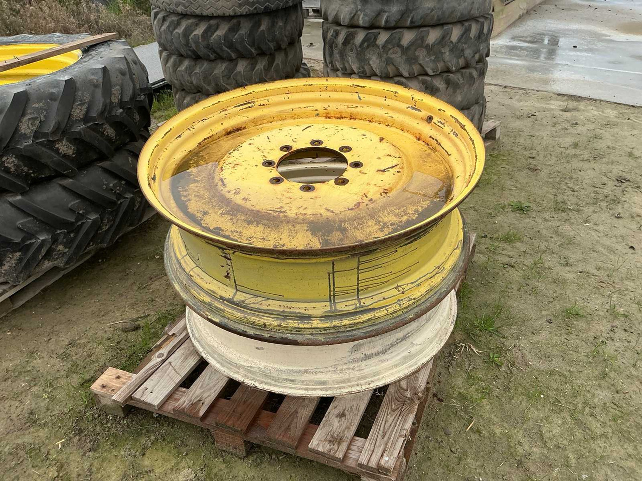 Rim 960 (38")x 300 - Banden en velgen voor Tractor: afbeelding 2 Rim 960 (38")x 300 - Banden en velgen voor Tractor: afbeelding 2
