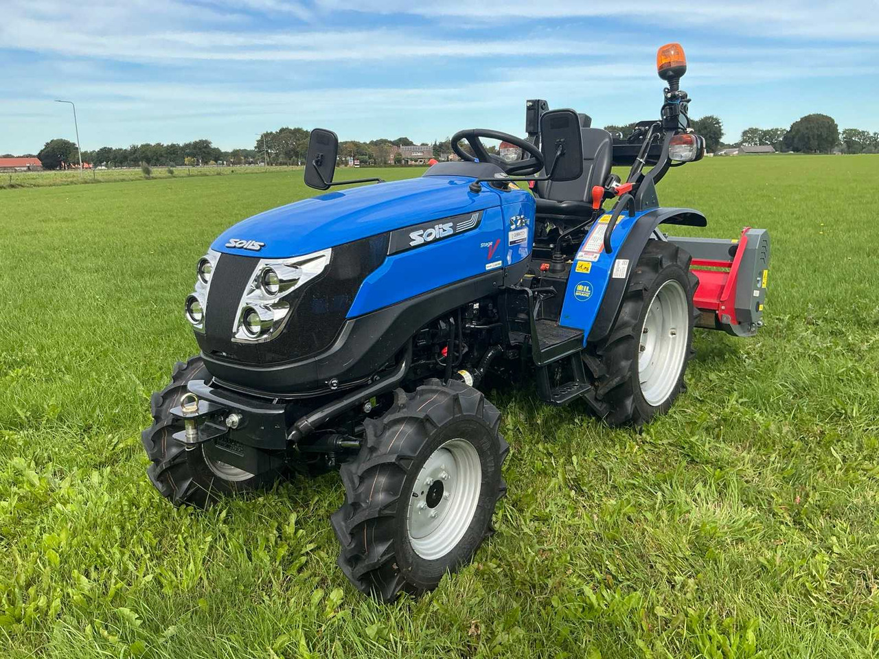 Solis S26 + - Mini tractor: afbeelding 1 Solis S26 + - Mini tractor: afbeelding 1