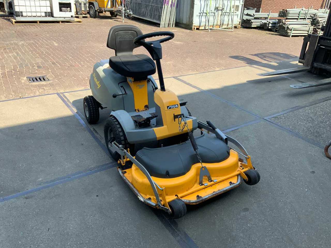 Stiga Ready HST - Gazonmaaier: afbeelding 1 Stiga Ready HST - Gazonmaaier: afbeelding 1