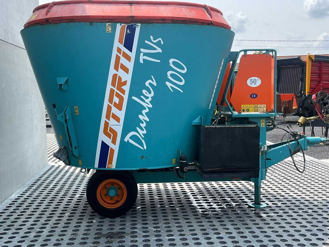 Storti Dunker TVS100 - Voermengwagen: afbeelding 3 Storti Dunker TVS100 - Voermengwagen: afbeelding 3