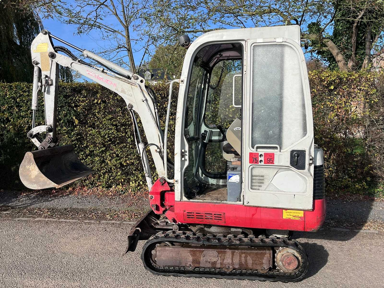 TAKEUCHI TB016 MINI EXCAVATOR - Minigraafmachine: afbeelding 5 TAKEUCHI TB016 MINI EXCAVATOR - Minigraafmachine: afbeelding 5