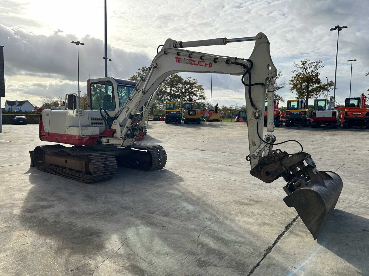 TAKEUCHI - TB175 - MIDI EXCAVATOR - Graafmachine: afbeelding 3 TAKEUCHI - TB175 - MIDI EXCAVATOR - Graafmachine: afbeelding 3