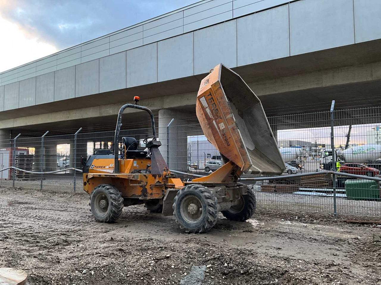 Terex PS5000 - Landbouwkipper: afbeelding 1 Terex PS5000 - Landbouwkipper: afbeelding 1