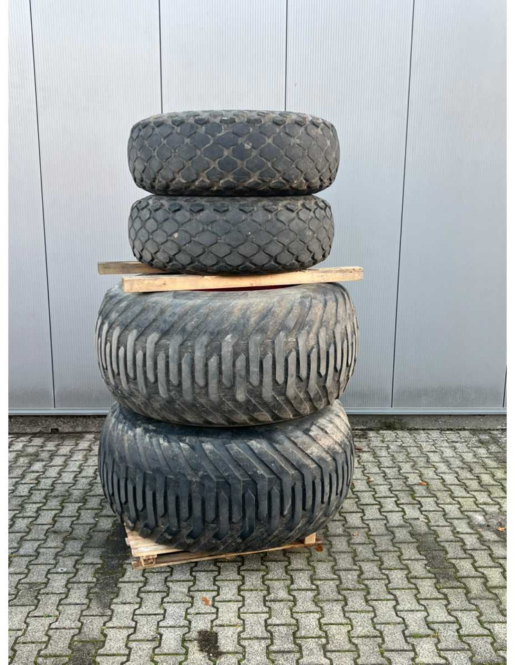 Trelleborg - Alliance - Fendt band op velg - Banden en velgen voor Tractor: afbeelding 3 Trelleborg - Alliance - Fendt band op velg - Banden en velgen voor Tractor: afbeelding 3
