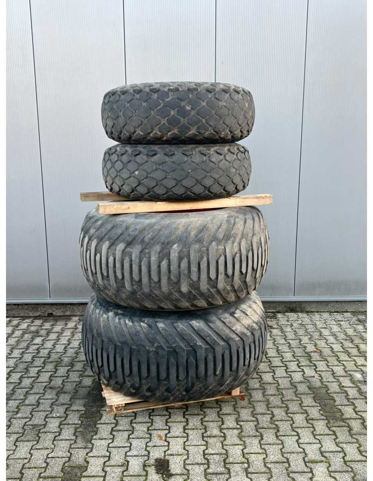 Trelleborg - Alliance - Fendt band op velg - Banden en velgen voor Tractor: afbeelding 1 Trelleborg - Alliance - Fendt band op velg - Banden en velgen voor Tractor: afbeelding 1