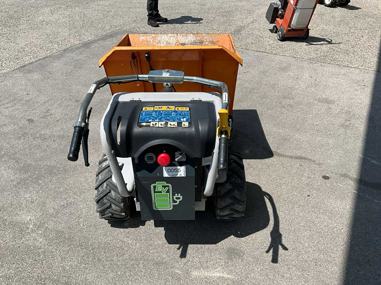 Tuff Track B450EBR - Tuinmachine: afbeelding 4 Tuff Track B450EBR - Tuinmachine: afbeelding 4