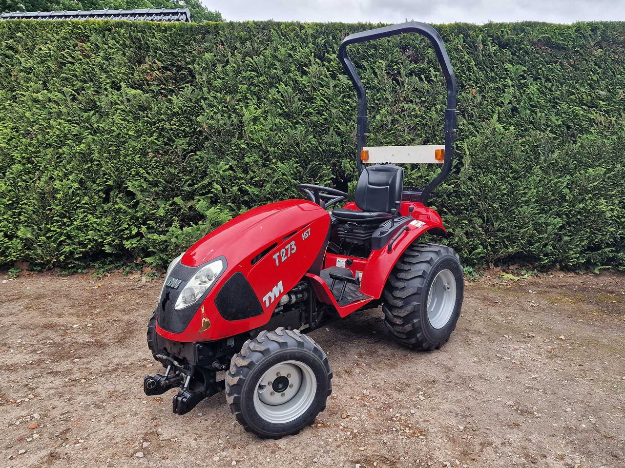 Tym T273 - Gemeentelijke tractor: afbeelding 2 Tym T273 - Gemeentelijke tractor: afbeelding 2
