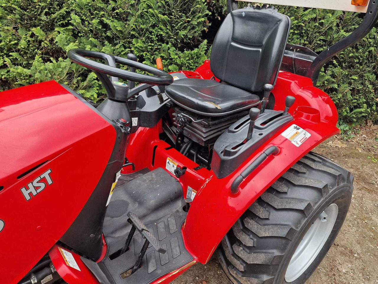 Tym T273 - Gemeentelijke tractor: afbeelding 4 Tym T273 - Gemeentelijke tractor: afbeelding 4