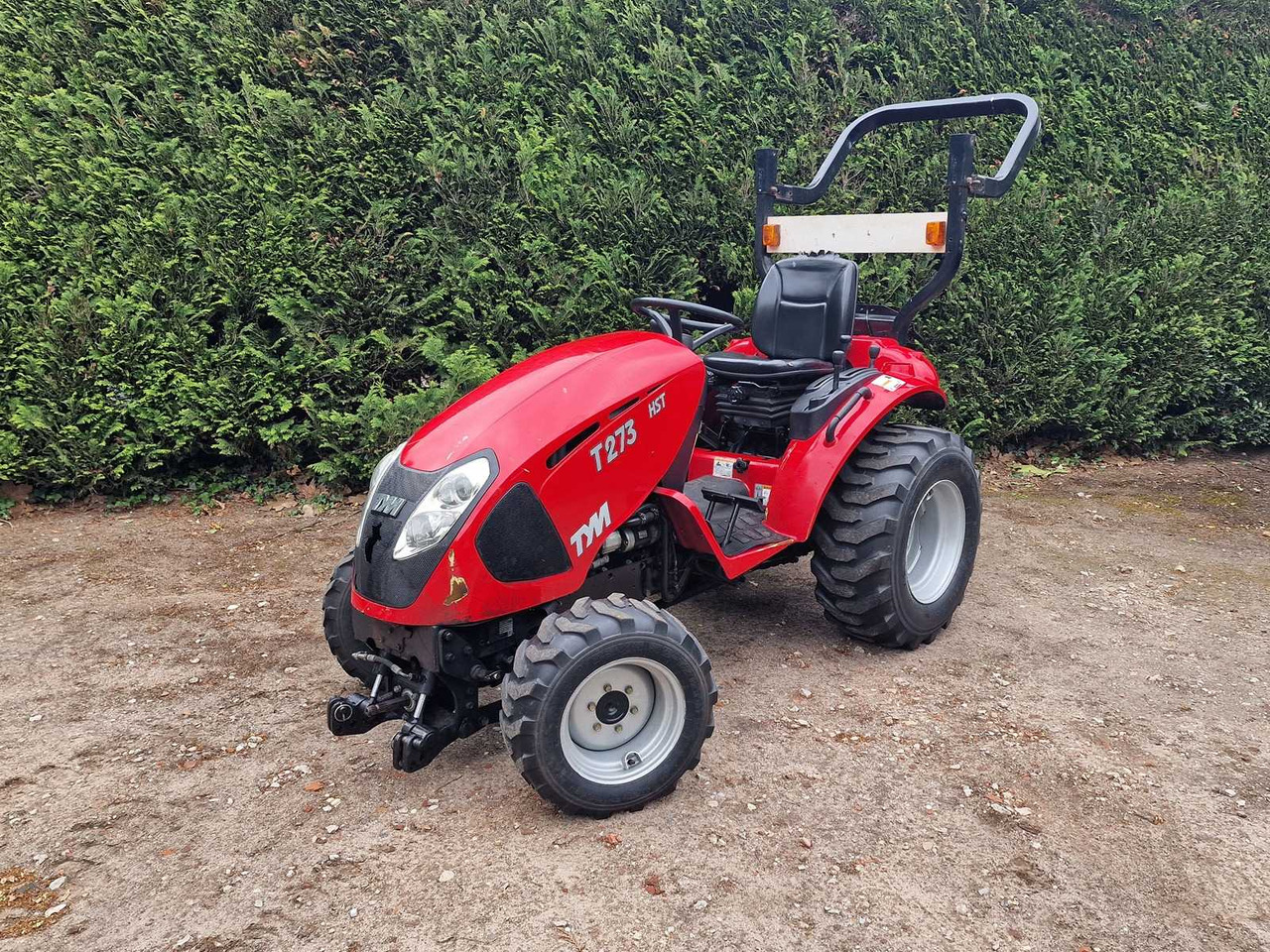 Tym T273 - Gemeentelijke tractor: afbeelding 1 Tym T273 - Gemeentelijke tractor: afbeelding 1