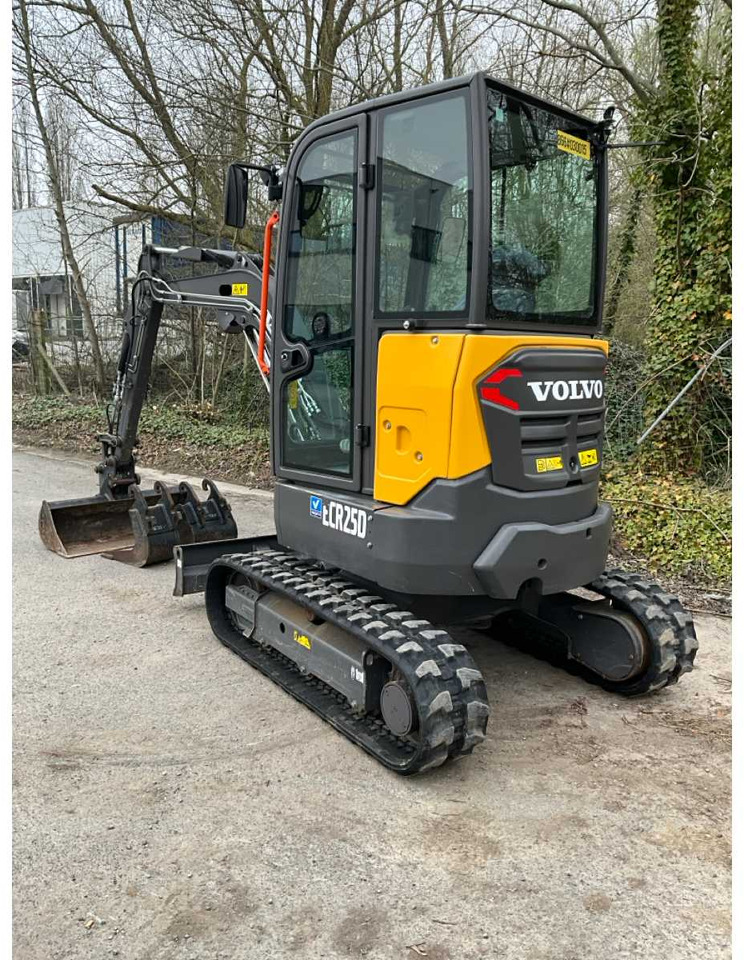 Volvo ECR25D - Minigraafmachine: afbeelding 4 Volvo ECR25D - Minigraafmachine: afbeelding 4