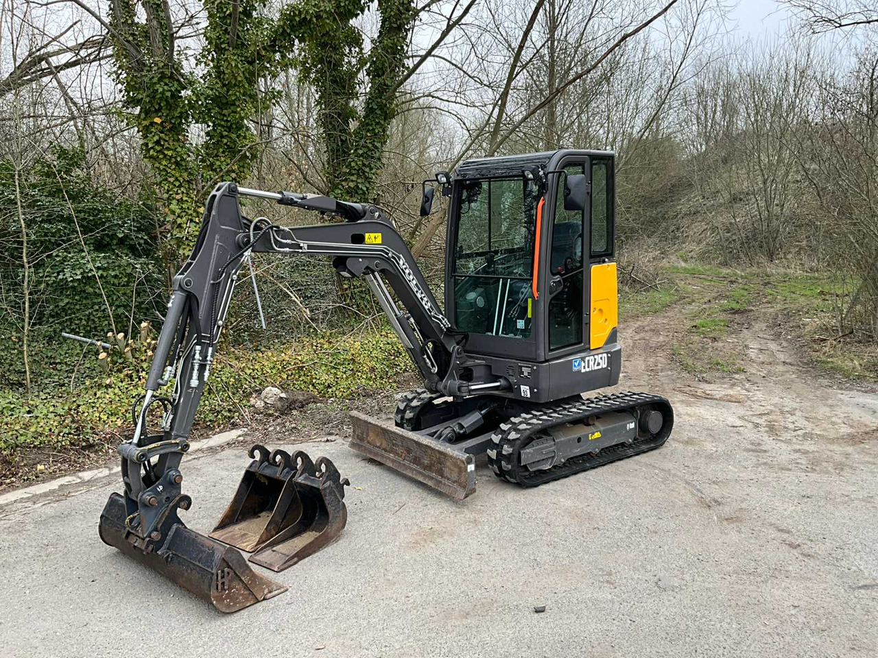 Volvo ECR25D - Minigraafmachine: afbeelding 1 Volvo ECR25D - Minigraafmachine: afbeelding 1
