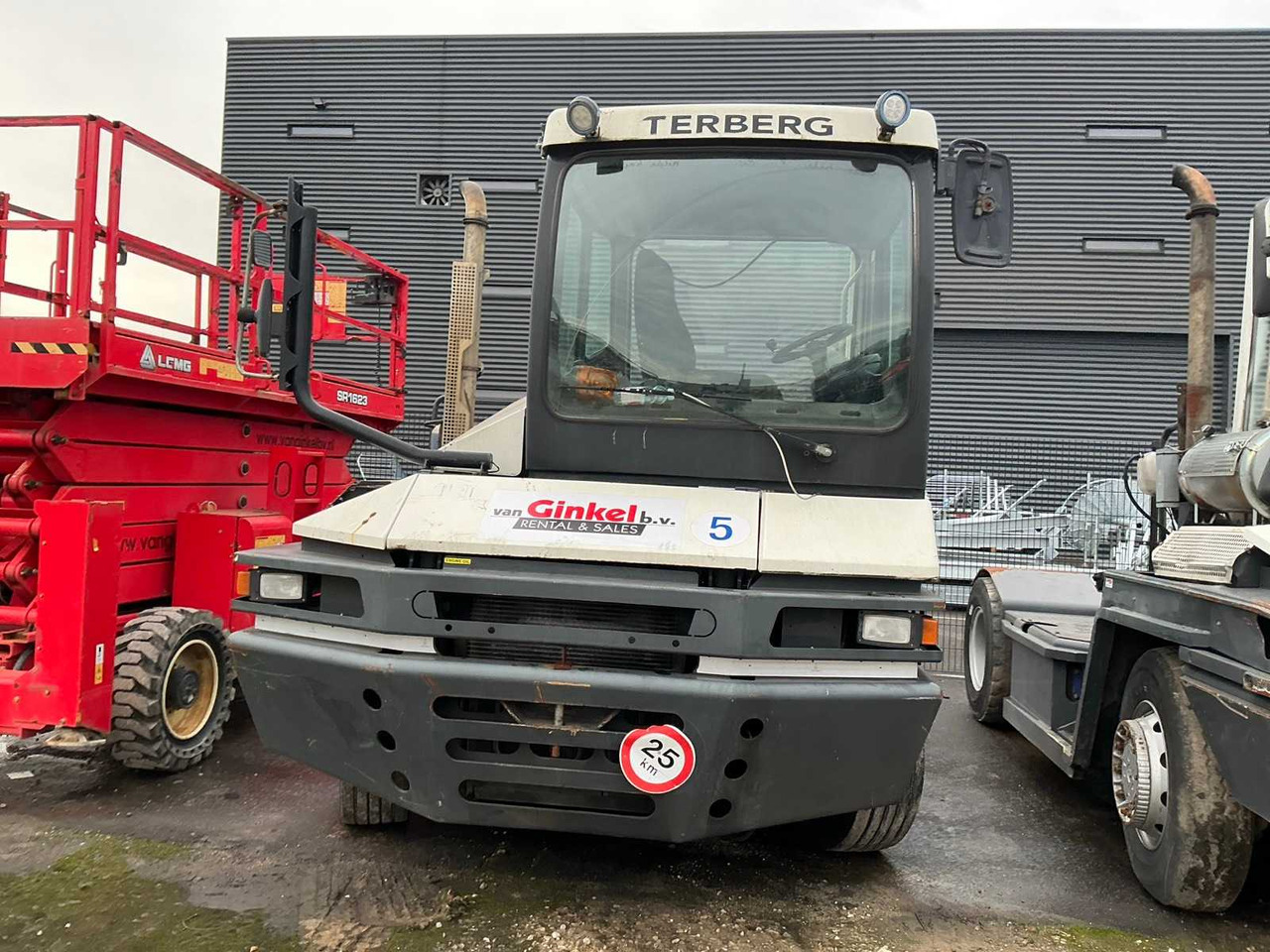 2002 TERBERG TERMINAL TRACTOR - Vrachtwagen: afbeelding 2 2002 TERBERG TERMINAL TRACTOR - Vrachtwagen: afbeelding 2