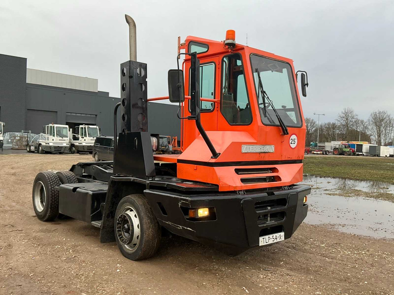 2003 TERBERG YT220 TERMINAL TRACTOR - Vrachtwagen: afbeelding 3 2003 TERBERG YT220 TERMINAL TRACTOR - Vrachtwagen: afbeelding 3