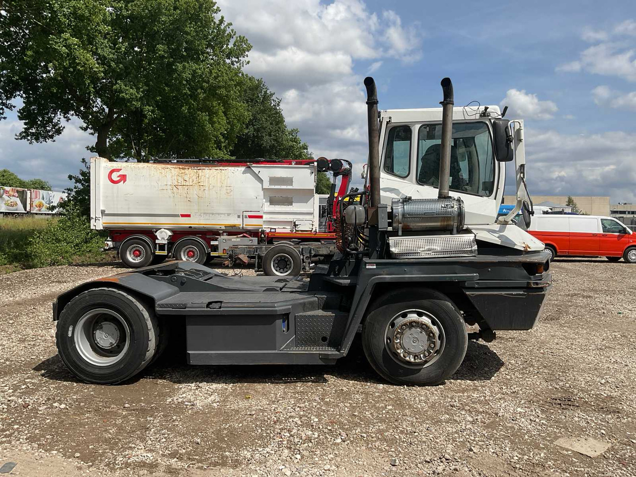 2004 TERBERG RT222 4X4 TERMINAL TRACTOR - Vrachtwagen: afbeelding 5 2004 TERBERG RT222 4X4 TERMINAL TRACTOR - Vrachtwagen: afbeelding 5