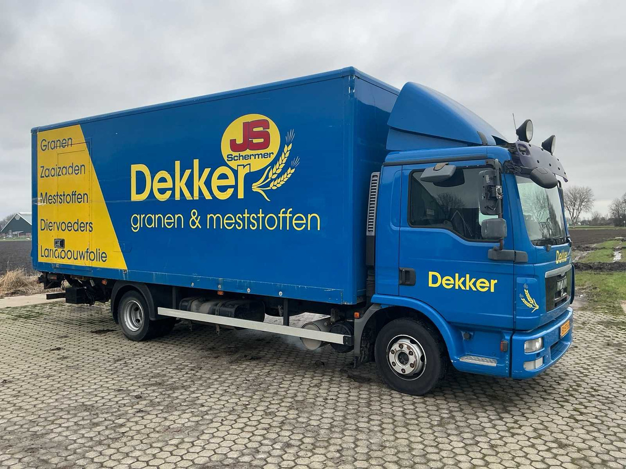 Vrachtwagen 2010 MAN TGL 12.180 4X2 BL EEV TRUCK: afbeelding 8 Vrachtwagen 2010 MAN TGL 12.180 4X2 BL EEV TRUCK: afbeelding 8