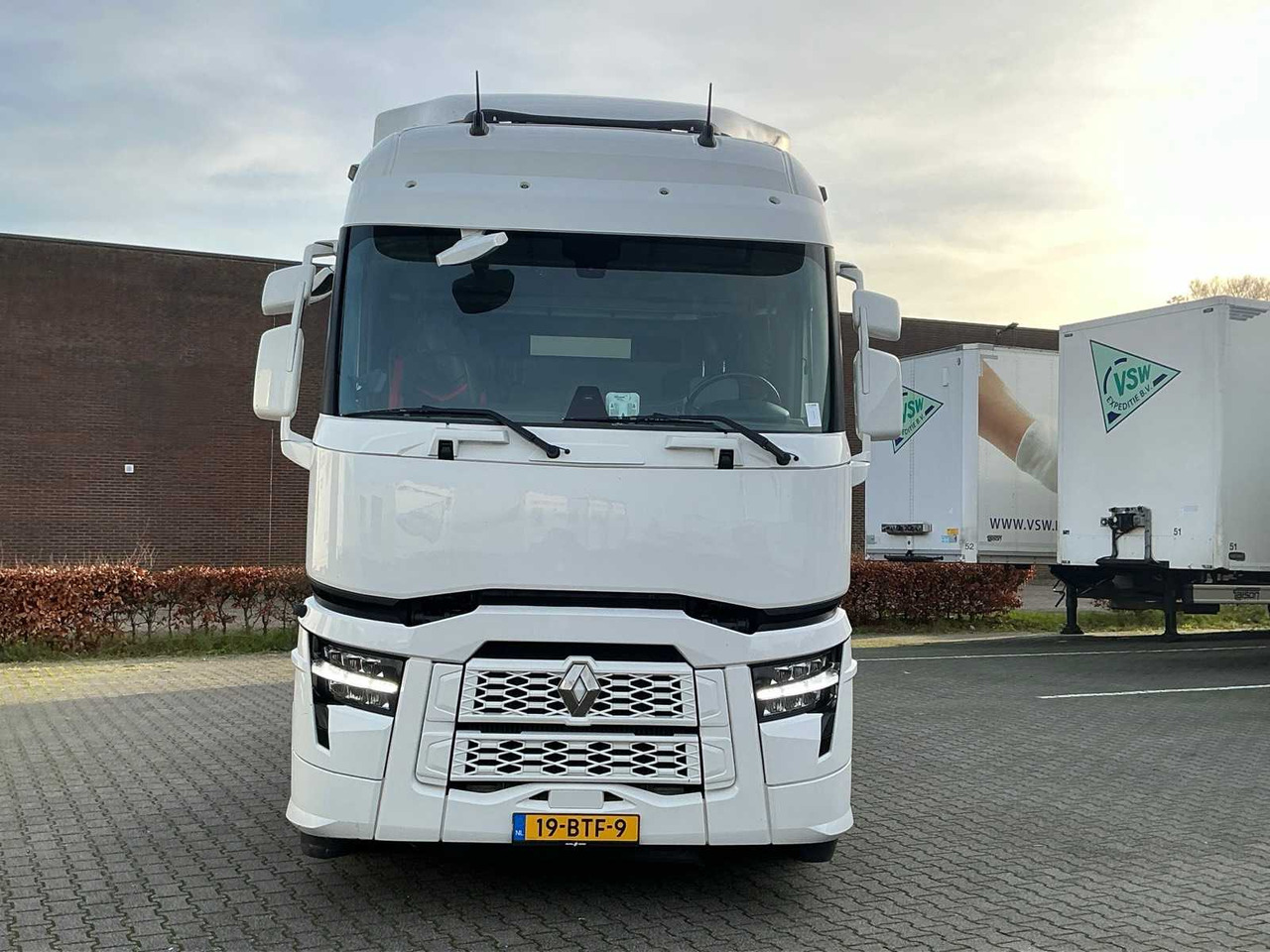 2022 RENAULT T 330KW SEMI-TRAILER TRACTOR - Vrachtwagen: afbeelding 4 2022 RENAULT T 330KW SEMI-TRAILER TRACTOR - Vrachtwagen: afbeelding 4