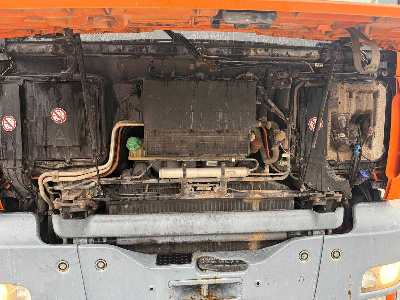 MAN - TGA 26.414 FDC - TRUCK - 2003 - Vrachtwagen: afbeelding 3 MAN - TGA 26.414 FDC - TRUCK - 2003 - Vrachtwagen: afbeelding 3