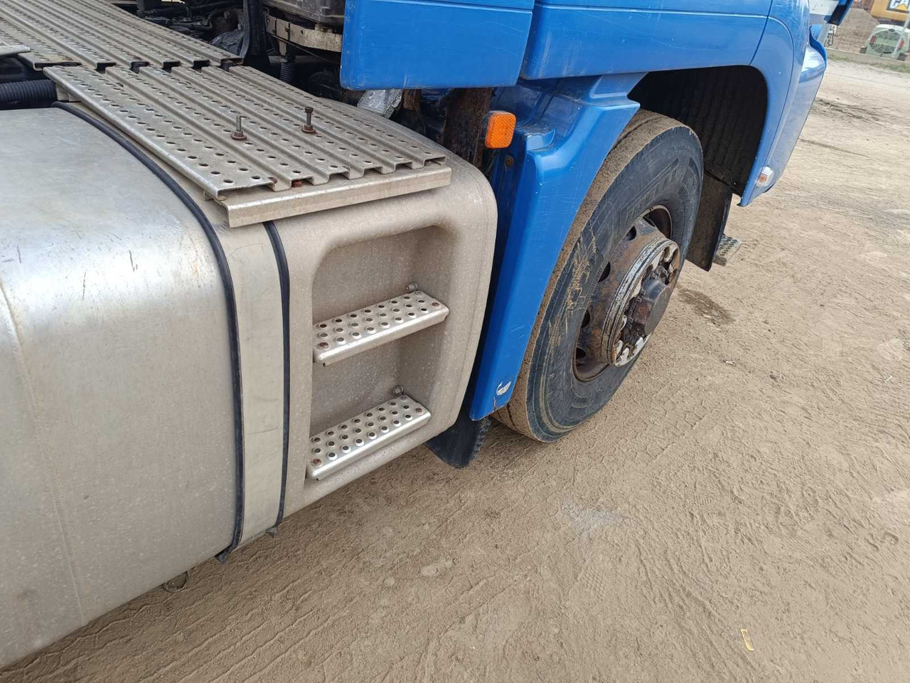 Vrachtwagen MAN - TGS 18.400 4X4 BBS - TRUCK - 2010: afbeelding 13 Vrachtwagen MAN - TGS 18.400 4X4 BBS - TRUCK - 2010: afbeelding 13