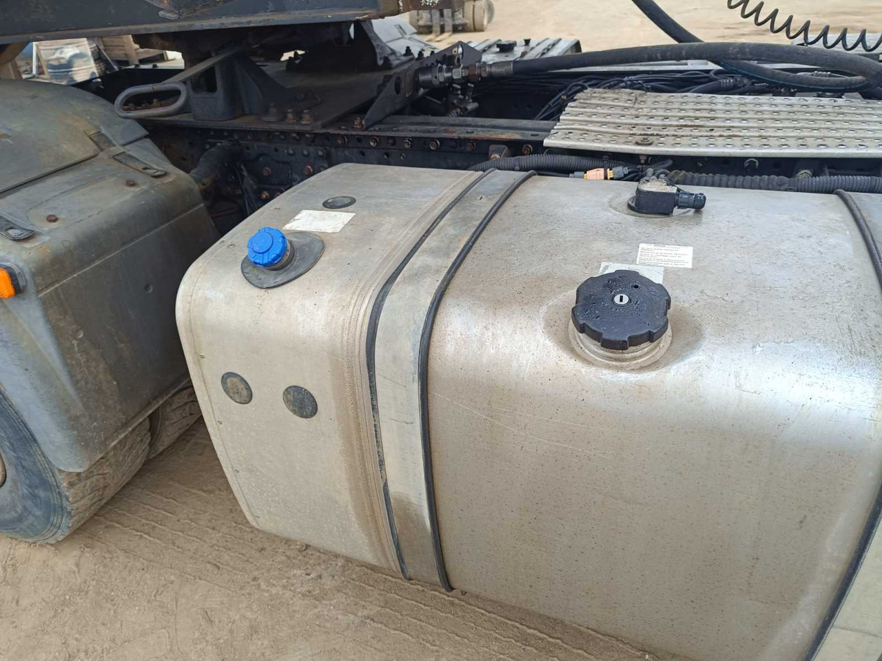 Vrachtwagen MAN - TGS 18.400 4X4 BBS - TRUCK - 2010: afbeelding 11 Vrachtwagen MAN - TGS 18.400 4X4 BBS - TRUCK - 2010: afbeelding 11