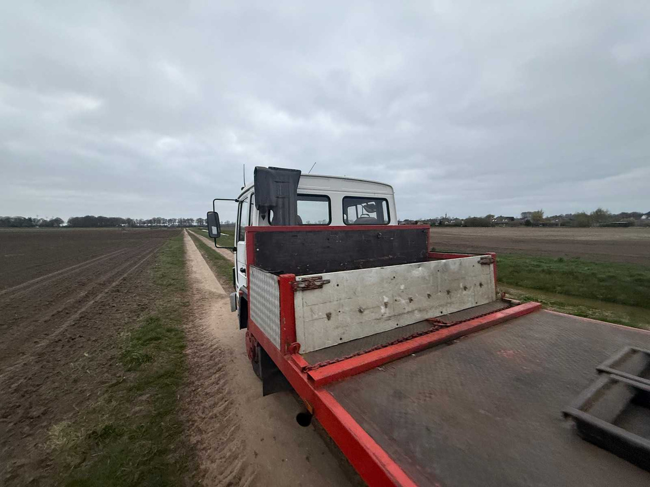 VOLVO - FL608-4X2-J 75 - TRUCK - 1993 - Vrachtwagen: afbeelding 3 VOLVO - FL608-4X2-J 75 - TRUCK - 1993 - Vrachtwagen: afbeelding 3