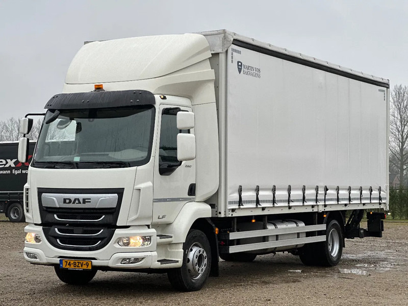 DAF LF 260 LF260.16 EURO6. 2022. - Schuifzeilen vrachtwagen: afbeelding 1 DAF LF 260 LF260.16 EURO6. 2022. - Schuifzeilen vrachtwagen: afbeelding 1