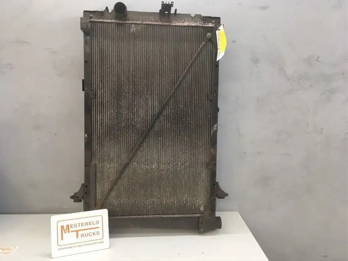 DAF CF 85 Radiateur  - Koelsysteem voor Vrachtwagen: afbeelding 1 DAF CF 85 Radiateur  - Koelsysteem voor Vrachtwagen: afbeelding 1