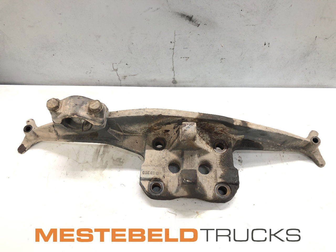 DAF Luchtveerjuk links - Frame/ Chassis voor Vrachtwagen: afbeelding 1 DAF Luchtveerjuk links - Frame/ Chassis voor Vrachtwagen: afbeelding 1