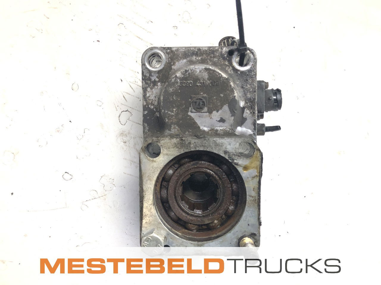 DAF PTO ZF 16S181 - Hydraulica voor Vrachtwagen: afbeelding 1 DAF PTO ZF 16S181 - Hydraulica voor Vrachtwagen: afbeelding 1