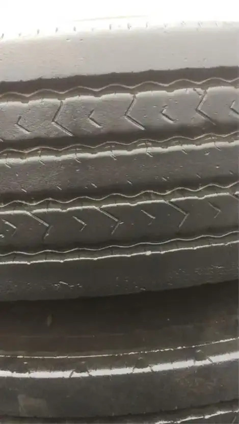 Dunlop Band + velg 255/70x22.5 - Complete wiel voor Vrachtwagen: afbeelding 1 Dunlop Band + velg 255/70x22.5 - Complete wiel voor Vrachtwagen: afbeelding 1