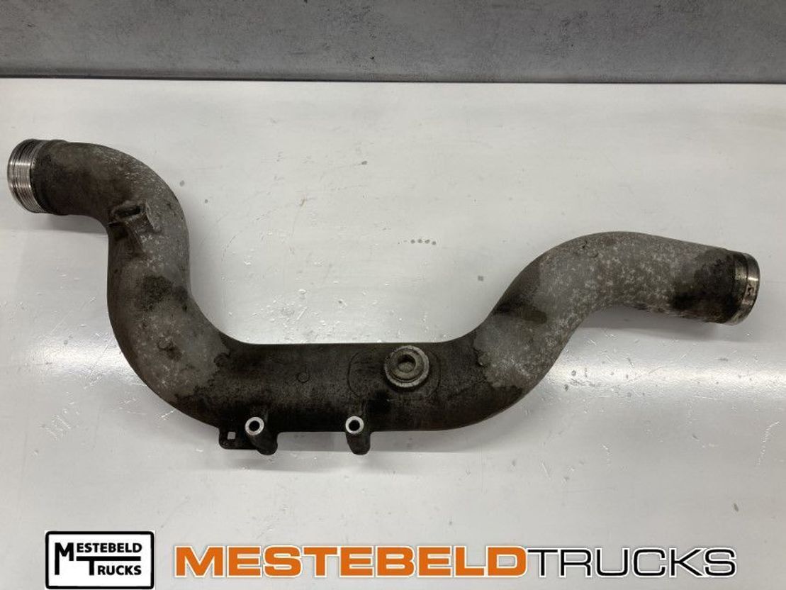 MAN Luchtinlaatbuis - Luchtinlaatpijp voor Vrachtwagen: afbeelding 1 MAN Luchtinlaatbuis - Luchtinlaatpijp voor Vrachtwagen: afbeelding 1