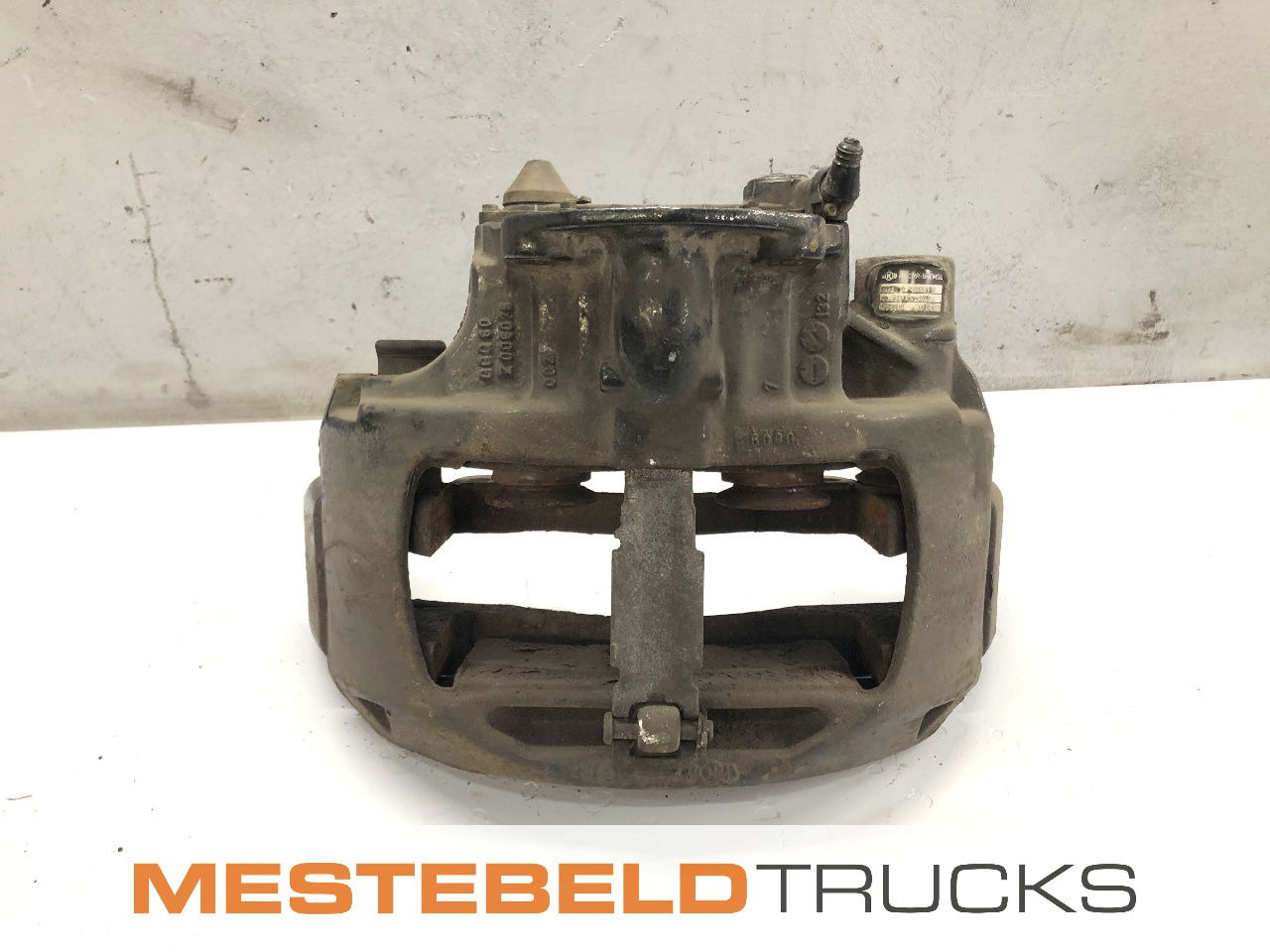 MAN Remklauw linksachter - Remdelen voor Vrachtwagen: afbeelding 1 MAN Remklauw linksachter - Remdelen voor Vrachtwagen: afbeelding 1